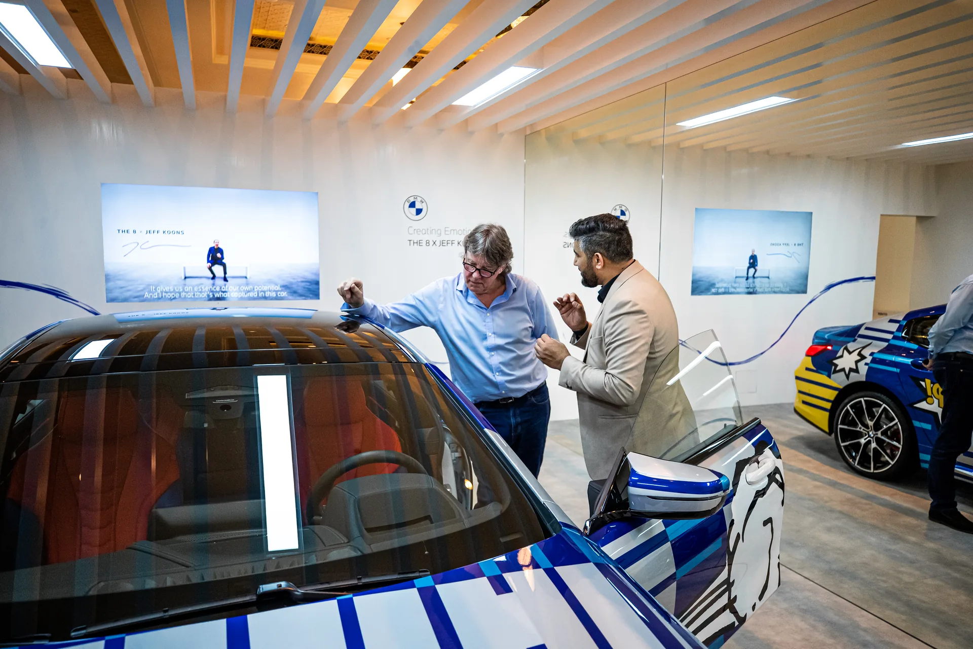 Mobile Product Genius – BMW art car jeff koons ausstellung